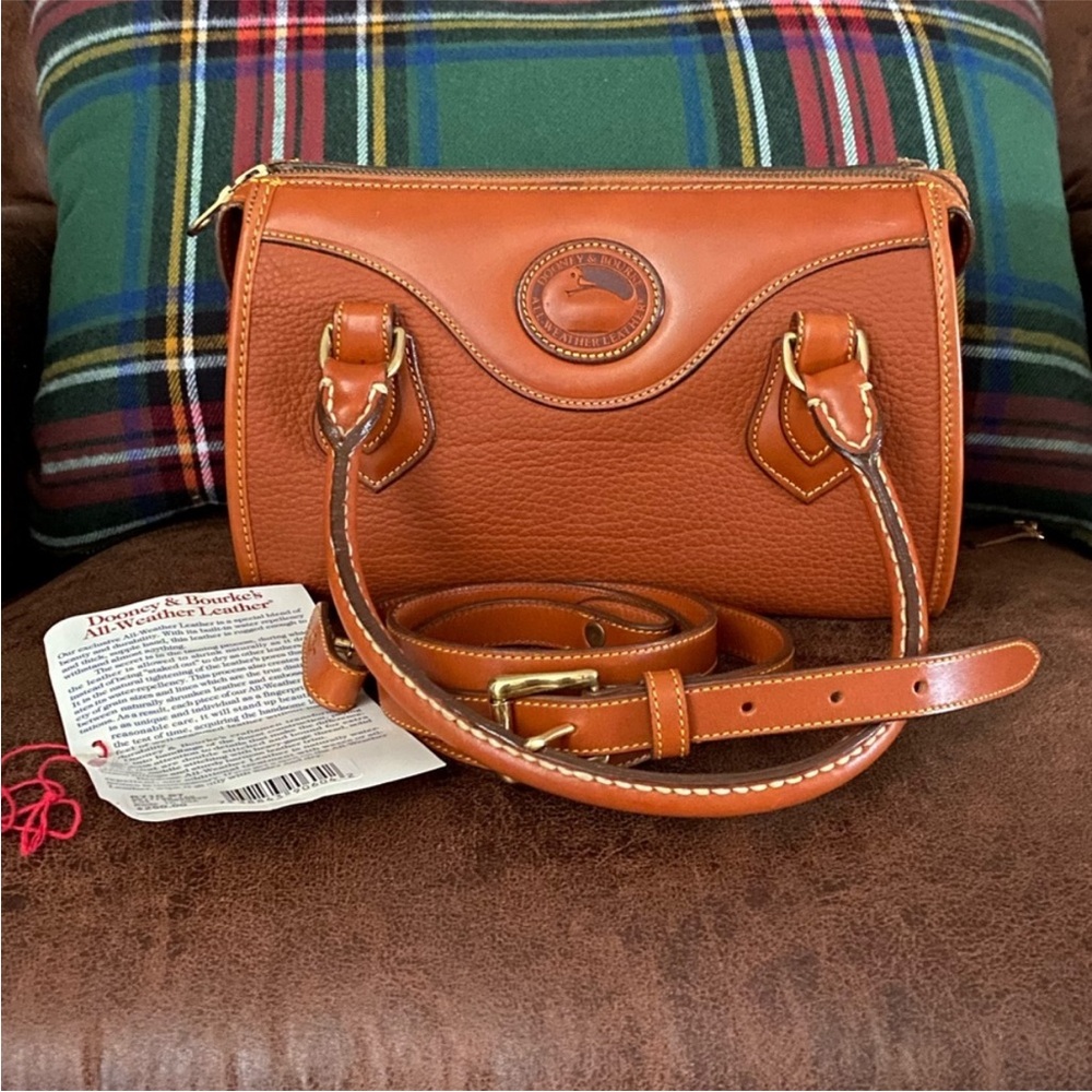 Vintage Dooney and Bourke Mini Satchel R710